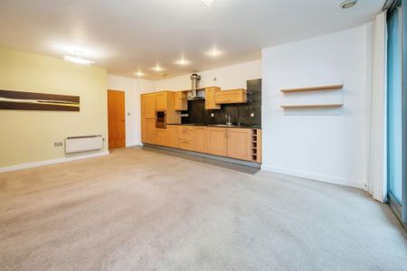 2 bedroom apartment to rent - Photo 5