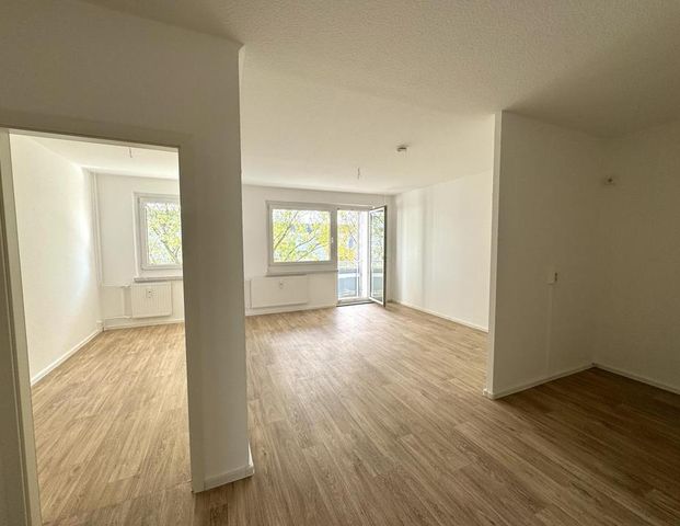 Geräumige 4-Raumwohnung im grünen Stadtteil Helbersdorf - Foto 1