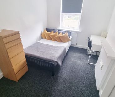 4 Bed Detached House, Cloister Street, NG7 - Photo 3