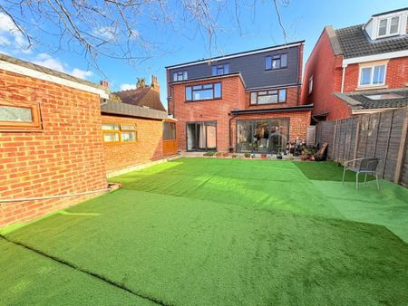 1 bedroom maisonette to rent - Photo 2