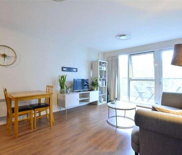 Tarves Way, London, SE10 - Photo 3