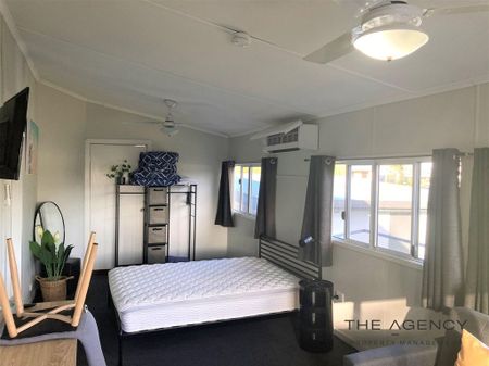 Renovated share house in Kawana, two rooms available! - Photo 2