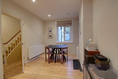 2 bedroom terraced house to rent - Photo 4