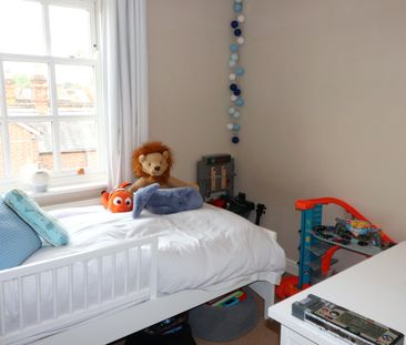 Marlborough Terrace, Chelmsford, CM2 - Photo 3