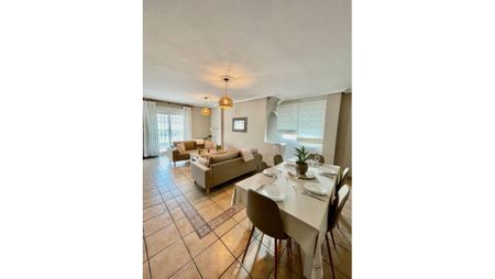 Villa - Photo 3