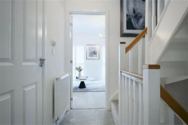 3 bedroom townhouse to rent - Photo 1