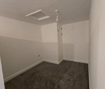 1 bedroom semi-detached bungalow to rent - Photo 2