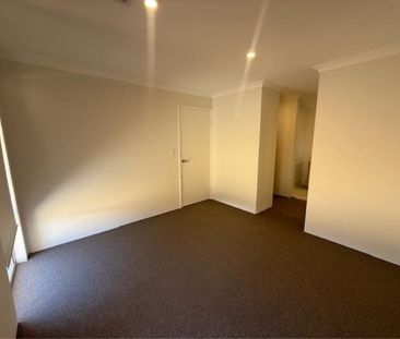 19 Potala, Baldivis - Photo 4