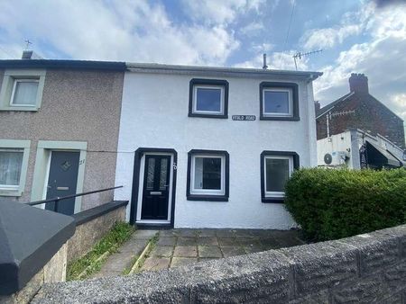 Ffald Road, Pyle, Bridgend, CF33 - Photo 4