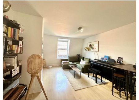 2 Bed Flat, Boston Place, NW1 - Photo 2