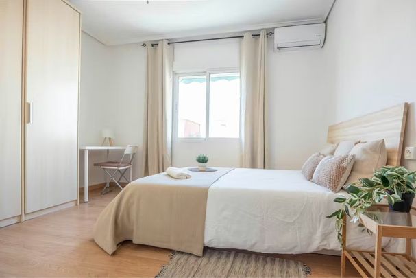 Carrer de Mistral, Valencia, Valencian Community 46020 - Photo 1