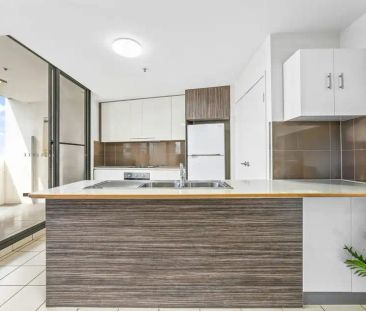 “Stylish Modern Living in the Heart of Bankstown” - Photo 4