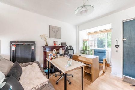 1 bedroom end of terrace house to rent - Photo 2