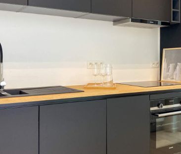 Woning te huur in Sint-Amandsberg voor € 1.350 met 3 slaapkamers - Photo 4