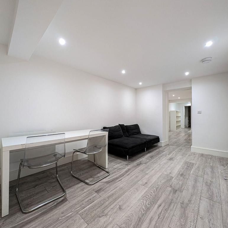 3 bedroom maisonette to rent - Photo 1