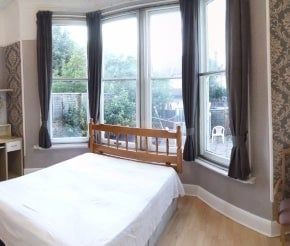 Room in a Shared House, Henleaze Road, BS9 - Photo 3