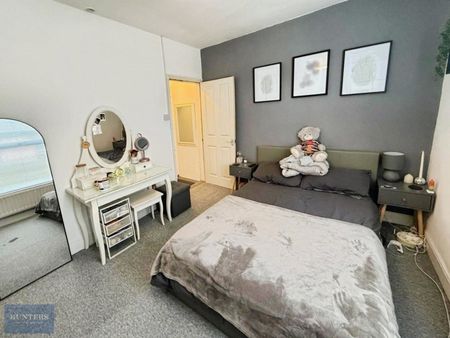 2 bedroom House To Let - Photo 5