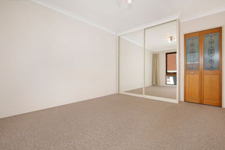 2/3 Smith Street, Wollongong, NSW 2500 - Photo 2