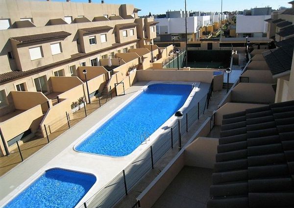 Alquiler de chalet adosado en Calle Casa del Medio