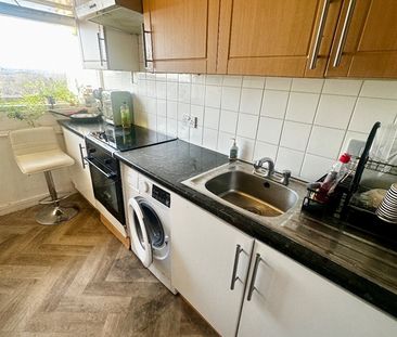 Room in a Shared Flat, Dunbridge House, SW15 - Photo 4