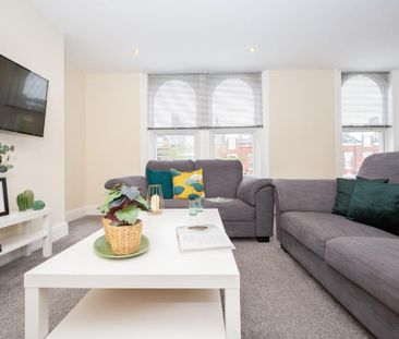 4 bedroom apartment to rent - Photo 3