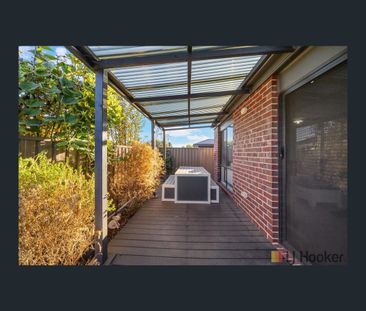 106 Jester Drive, Cobblebank, Vic 3338 - Photo 6