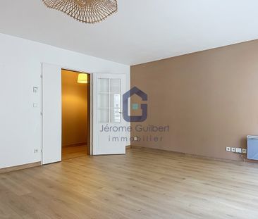 Location Appartement 3 pièces 68m² LILLE 59000 - Photo 3