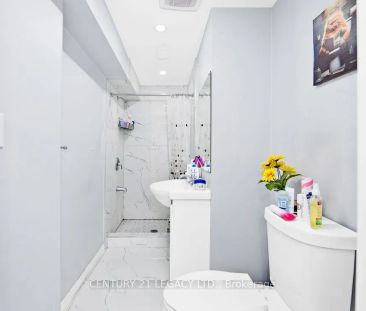 21 Mara Crescent #Basement - Photo 1