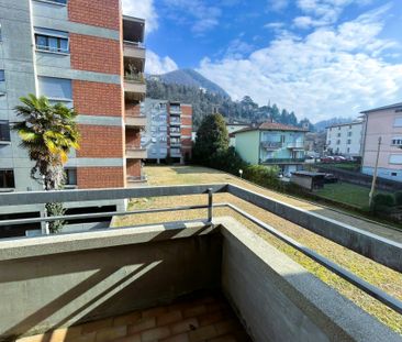 MENDRISIO – RISTRUTTURATO CON VISTA APERTA ED AMPI SPAZI - Photo 6