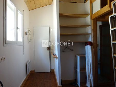 Apartment - Photo 2