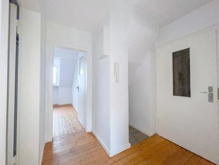 3-Zimmer-Dachgeschoss-Wohnung mit Blick über die Hagener Innenstadt - Foto 5