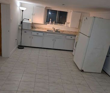 For Lease - 21 Patricia Avenue, Toronto, Ontario - Photo 1