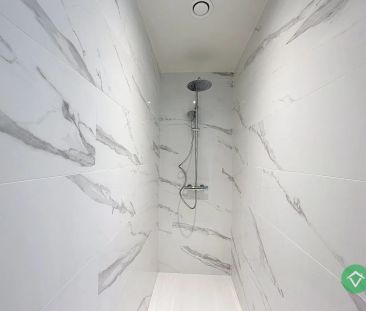 Volledig gerenoveerd appartement op de eerste verdieping met terras... - Photo 4