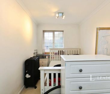 2 bedroom house to rent The Dell, East Grinstead, RH19 - Photo 6
