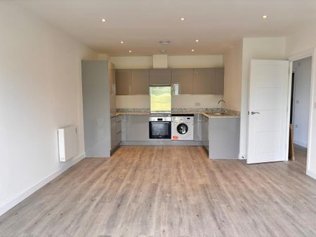 2 bedroom apartment to rent - Photo 5