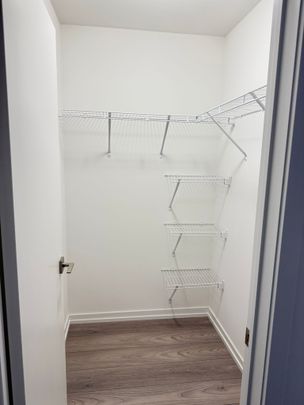 For Lease - 17 Lytham Green Circle Unit# 23, Newmarket, Ontario - Photo 1