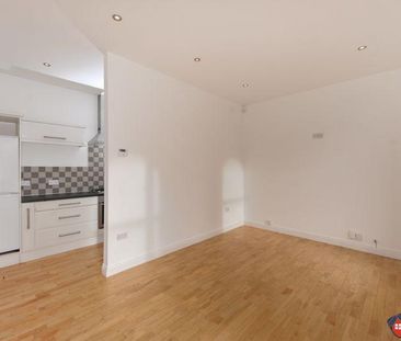 2 bedroom property to rent - Photo 3