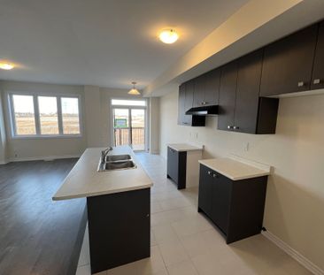 For Lease - 151 Vanilla Trail, Thorold, Ontario - Photo 1