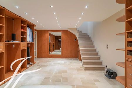 Maison à louer Cagnes Sur Mer, Cote d'Azur, France9 000 EUR / Mois - Photo 3