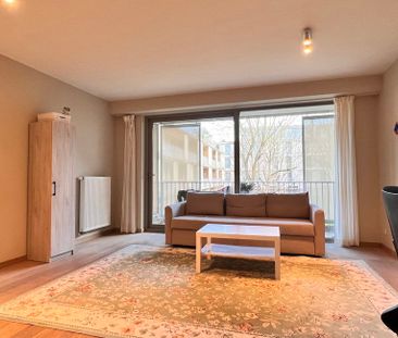 Appartement te huur in Gent voor € 875 met 1 slaapkamer - Photo 2