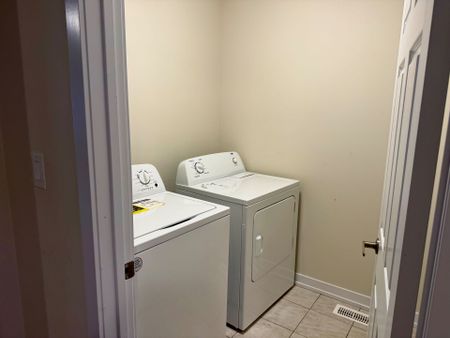 For Lease - 6 LAVENDER Road, Thorold, Ontario - Photo 4