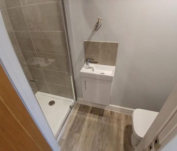 Studio to rent - Photo 6