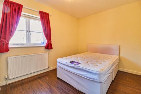 4 bedroom house to rent - Photo 2