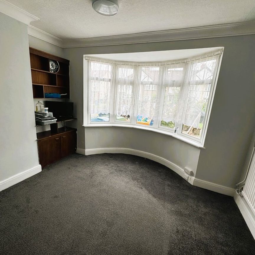 3 Bed Terraced House, Kenton Lane, HA3 - Photo 1