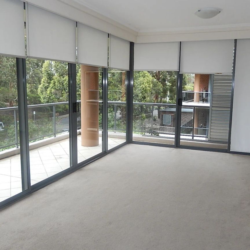 2 Bedroom Apartment in Ideal Location - Photo 1