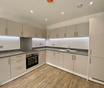 Emerald Avenue, Fleet, Hampshire, GU51 - Photo 6