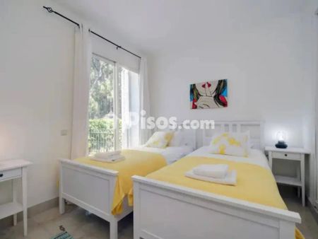 Piso en alquiler en Estepona - Photo 2