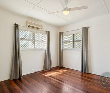 The Ultimate Blend Of Charm, Space And Location - Photo 3