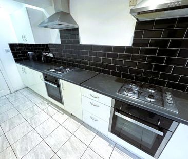 Studio to rent - Photo 6