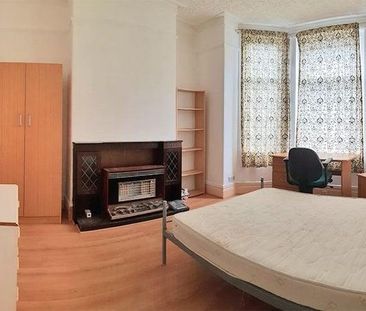 5 bedroom terraced house to rent - Photo 3